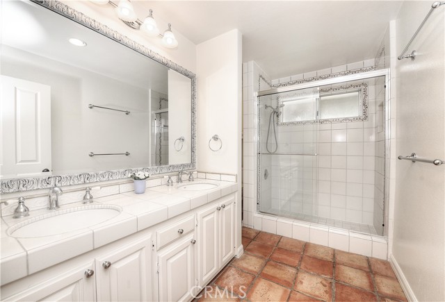 Detail Gallery Image 17 of 28 For 906 Emerald Bay, Laguna Beach,  CA 92651 - 4 Beds | 2/1 Baths