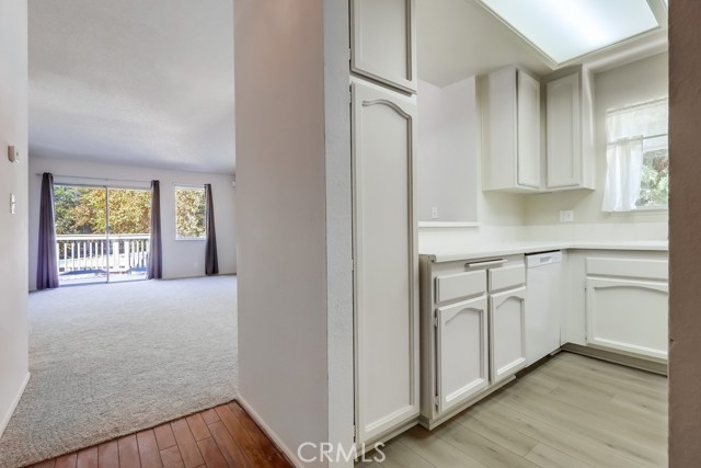 12874 Sycamore Village Drive, Norwalk CA: https://media.crmls.org/medias/8d2f921f-0f9b-45db-9764-0e68da4e99f9.jpg