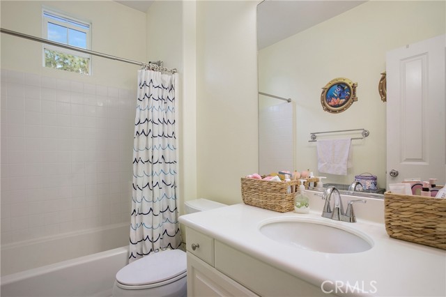 Detail Gallery Image 19 of 27 For 175 Kingswood #87,  Irvine,  CA 92620 - 3 Beds | 2/1 Baths