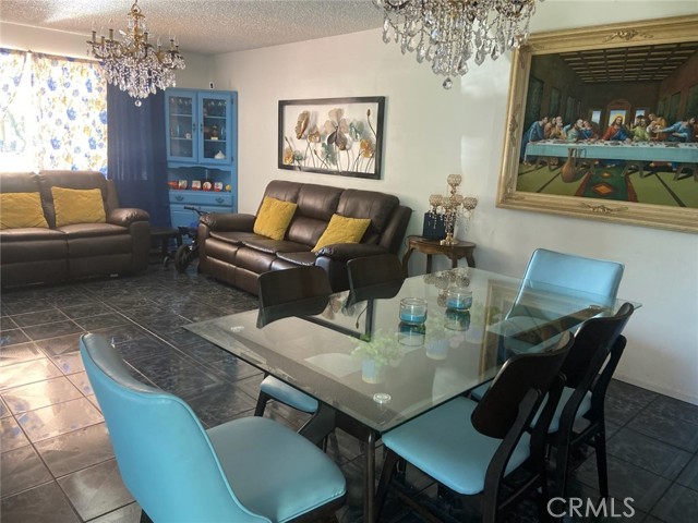 9017 Arrington Avenue, Downey CA: https://media.crmls.org/medias/8d3037c9-8901-4f60-b080-0dd01b8cb044.jpg
