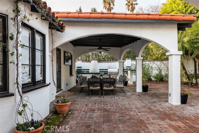 Detail Gallery Image 30 of 47 For 1731 W Kenneth Rd, Glendale,  CA 91201 - 3 Beds | 2 Baths