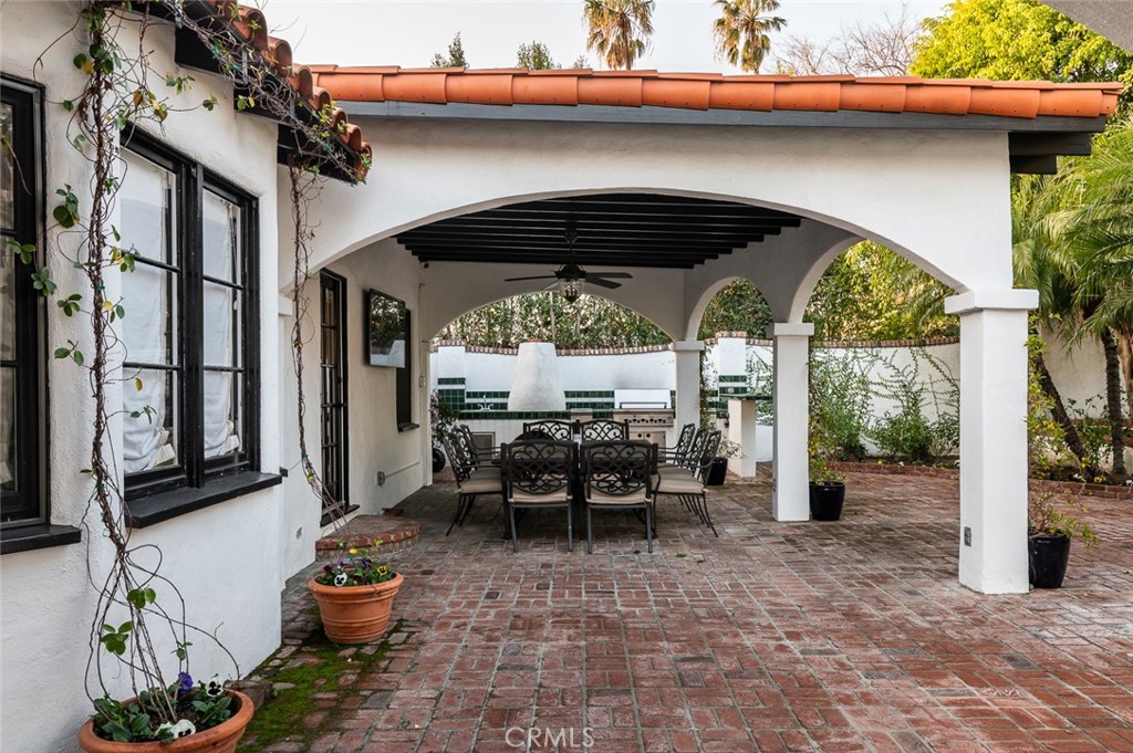 1521 N Columbus Avenue Glendale img 25