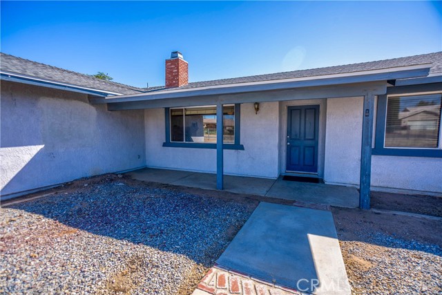 Detail Gallery Image 2 of 56 For 7795 Oakwood, Hesperia,  CA 92345 - 3 Beds | 2 Baths