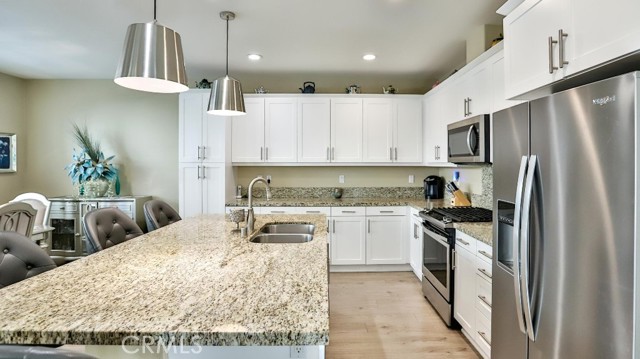 Detail Gallery Image 9 of 45 For 4693 Holly Ave, Long Beach,  CA 90805 - 3 Beds | 2/1 Baths