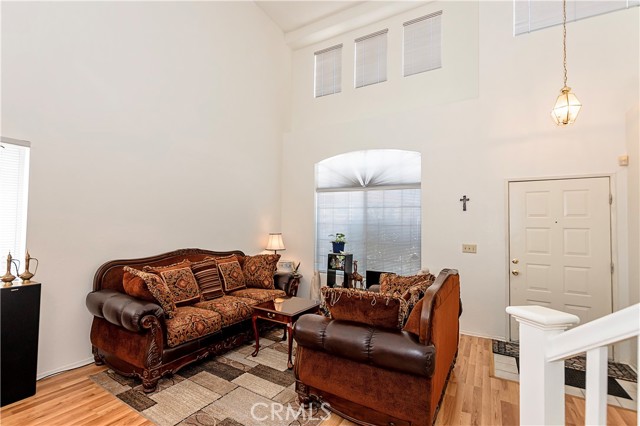 44250 62nd W Street, Lancaster CA: https://media.crmls.org/medias/8d332ea9-2865-4e72-9540-c9b8c9faedc0.jpg