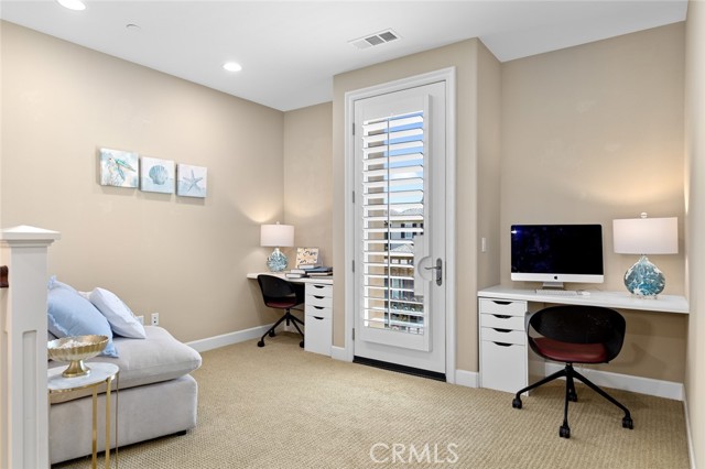 Image 21 of 61 For 17472 Oakbluffs Lane
