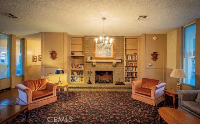 575 S Lyon, Hemet CA: https://media.crmls.org/medias/8d344e9e-f327-4255-9fac-2d135994b5ee.jpg