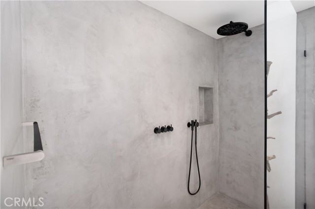 Luxurious Shower