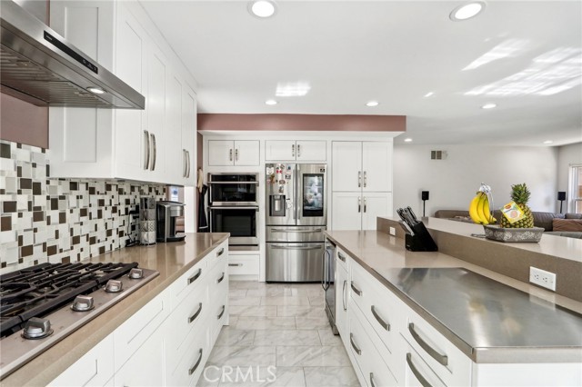 1185 Heatherview Drive photo 7