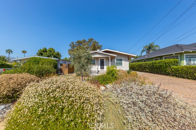 Detail Gallery Image 3 of 30 For 4951 Park Pl, Yorba Linda,  CA 92886 - 3 Beds | 2 Baths