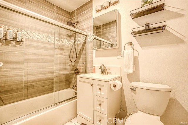 Detail Gallery Image 6 of 19 For 1075 Coronado Ave, Long Beach,  CA 90804 - 1 Beds | 1 Baths