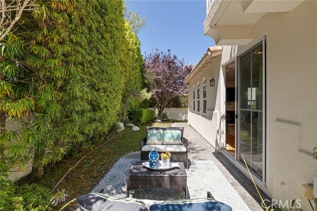 Detail Gallery Image 23 of 52 For 15 Pepper Tree Ln, Rolling Hills Estates,  CA 90274 - 3 Beds | 2/1 Baths