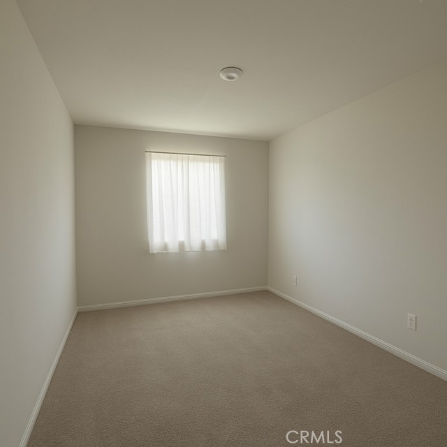 Detail Gallery Image 13 of 21 For 31739 Woodbank Way, Winchester,  CA 92596 - 3 Beds | 2/1 Baths