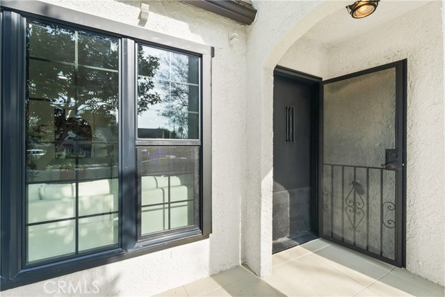 Detail Gallery Image 30 of 35 For 2327 Bonnie Brae, Santa Ana,  CA 92706 - 4 Beds | 2 Baths