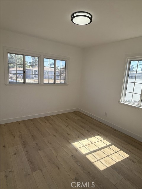 Detail Gallery Image 7 of 14 For 8930 Boxwood, Fontana,  CA 92335 - 3 Beds | 2 Baths