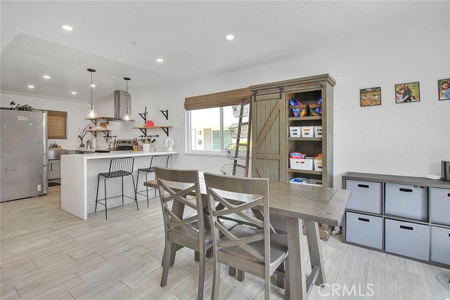 17401 Hood Court, Fountain Valley CA: https://media.crmls.org/medias/8d383647-dfed-43e9-8cf6-91530c441d18.jpg