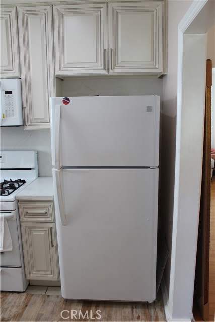 Detail Gallery Image 21 of 43 For 9812 S Denker, Los Angeles,  CA 90047 - 2 Beds | 1 Baths