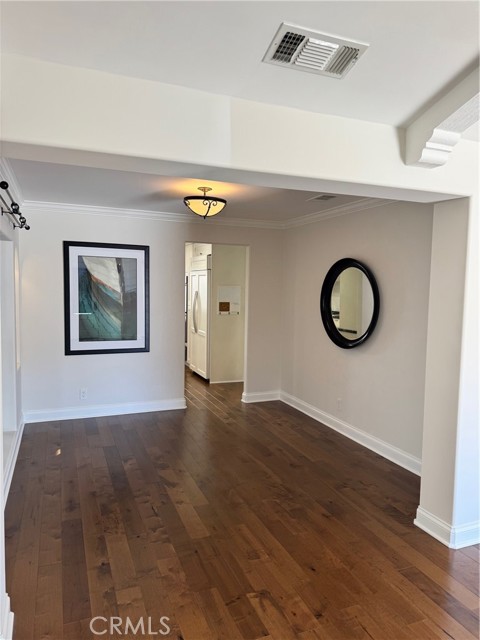 Detail Gallery Image 6 of 16 For 51 Angelo Walk, Long Beach,  CA 90803 - 2 Beds | 1 Baths