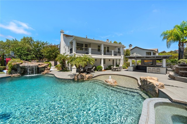 58 Long View Road, Coto de Caza CA: https://media.crmls.org/medias/8d395dc8-93a4-4365-a3a4-05da33112d92.jpg