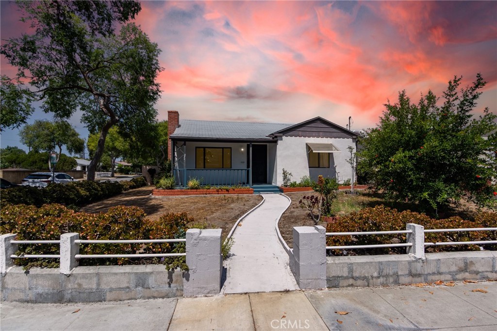 371 Sierra Madre Villa