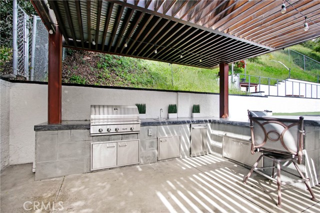 5237 Melvin Avenue, Tarzana CA: https://media.crmls.org/medias/8d39ef78-fa7c-4e20-84bf-22417cdaca10.jpg