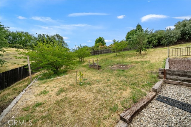 332 Susannah Lane, Paso Robles CA: https://media.crmls.org/medias/8d3ce7ce-b6a7-4724-9c95-31588ce600b3.jpg