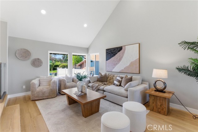 Detail Gallery Image 4 of 38 For 21535 Chirping Sparrow, Diamond Bar,  CA 91765 - 4 Beds | 3 Baths