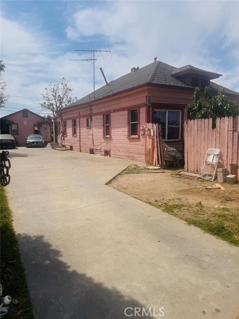 Detail Gallery Image 2 of 15 For 920 E 48th St, Los Angeles,  CA 90011 - – Beds | – Baths