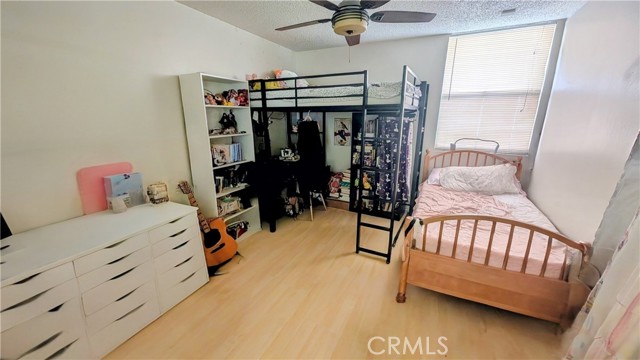 18620 Hatteras, Tarzana CA: https://media.crmls.org/medias/8d3e7f13-1ac3-4439-a7d3-488294597749.jpg