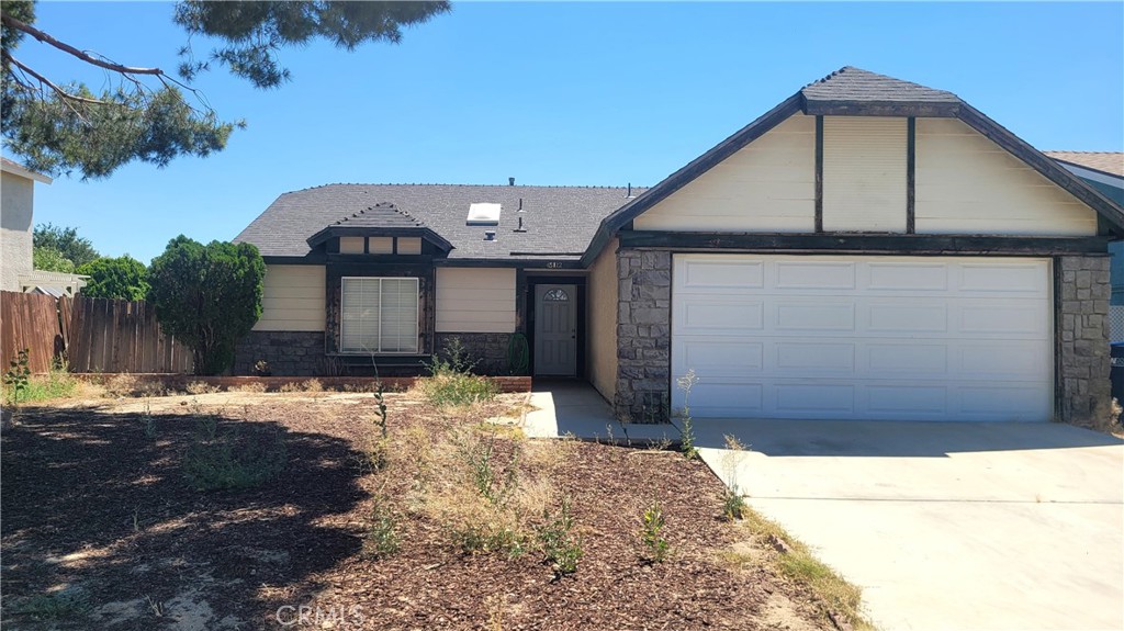 45112 Colleen Drive, Lancaster, CA 93535