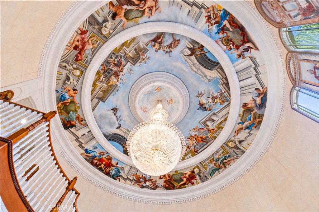 https://media.crmls.org/medias/8d3fb099-6109-44f5-8a74-67daabc76784.jpg?preset=X-Large