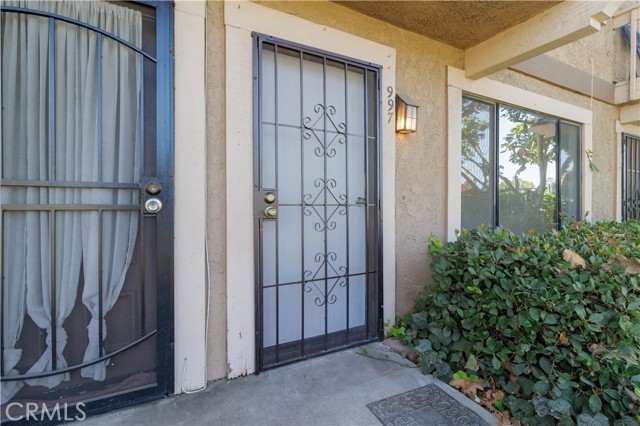 Detail Gallery Image 1 of 36 For 997 Willow Ave, La Puente,  CA 91746 - 2 Beds | 2 Baths