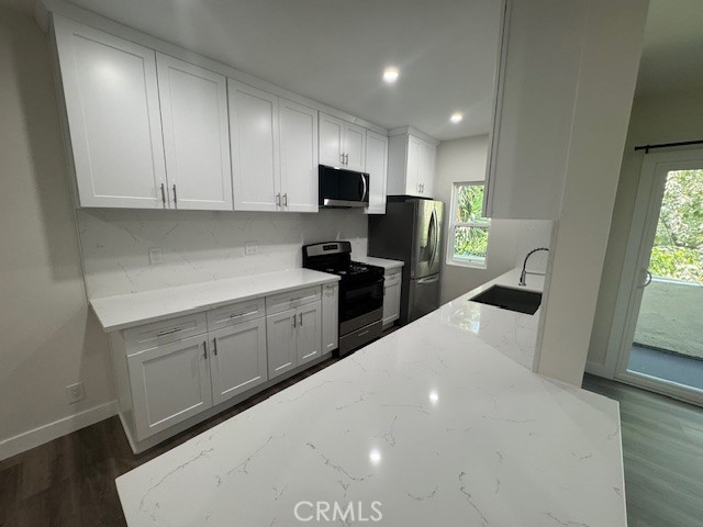 Detail Gallery Image 15 of 22 For 7730 Lexington Ave #202,  West Hollywood,  CA 90046 - 2 Beds | 2 Baths