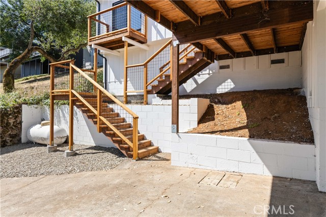 3095 S Lake Drive, Kelseyville CA: https://media.crmls.org/medias/8d4049bc-fc1b-4842-8036-3b25b24c34c2.jpg