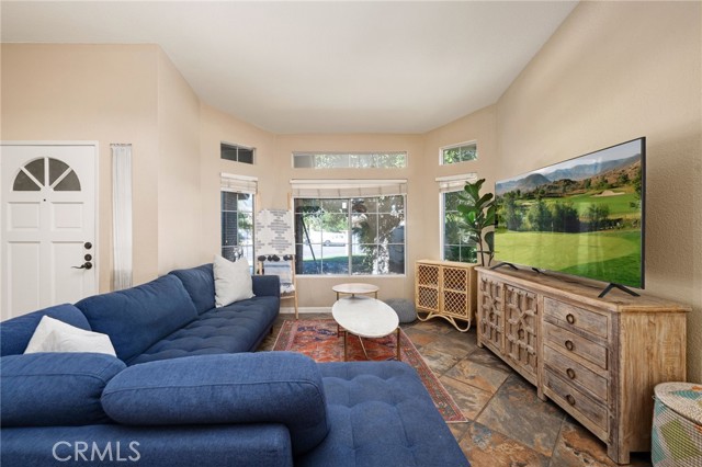 Detail Gallery Image 8 of 71 For 26970 Prickley Pear Cir, Corona,  CA 92883 - 3 Beds | 2 Baths
