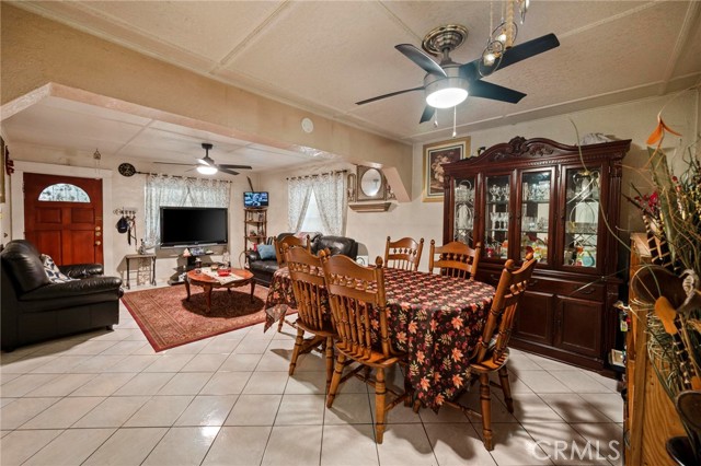 Detail Gallery Image 6 of 41 For 818 W 65th, Los Angeles,  CA 90044 - – Beds | – Baths