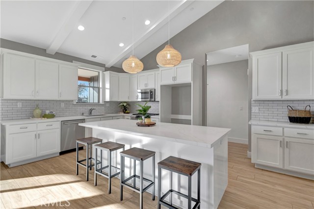 Detail Gallery Image 15 of 43 For 6319 Lucky John Rd, Paradise,  CA 95969 - 3 Beds | 2/1 Baths