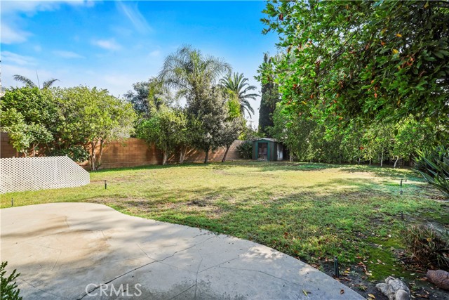 7546 Bluebell Avenue, North Hollywood CA: https://media.crmls.org/medias/8d42e3ea-08e0-42c0-846a-88be2ab2d42a.jpg