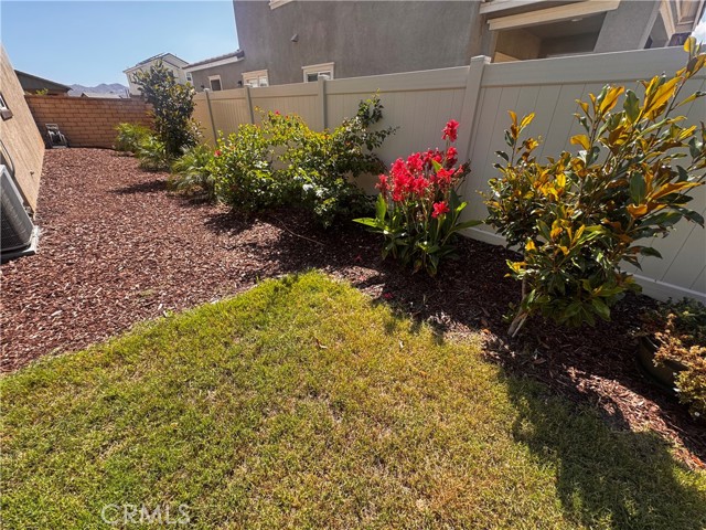 24054 Kerrigan Drive, Menifee CA: https://media.crmls.org/medias/8d4315c7-b256-4514-91b5-f0ee617e70f1.jpg