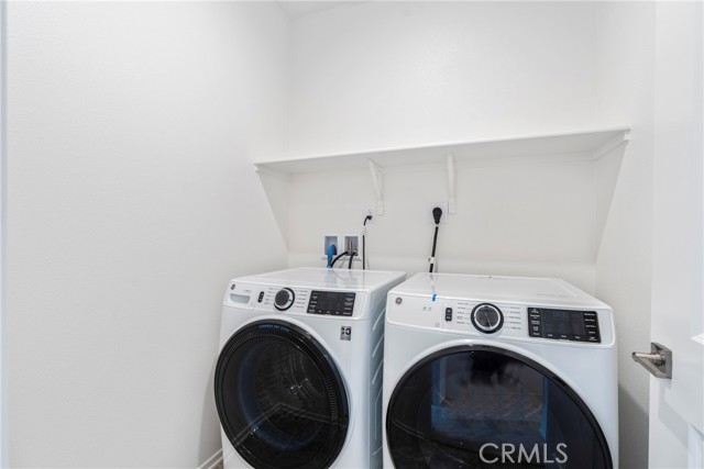 Detail Gallery Image 10 of 38 For 8444 Milk Thistle, Chino,  CA 91708 - 4 Beds | 4 Baths