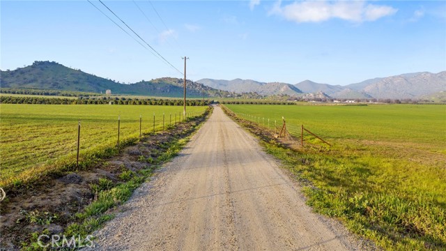 Detail Gallery Image 24 of 51 For 19400 398, Woodlake,  CA 93286 - – Beds | – Baths