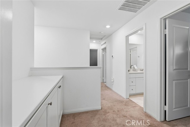 Detail Gallery Image 10 of 35 For 15185 Ridge, Fontana,  CA 92336 - 4 Beds | 3/1 Baths