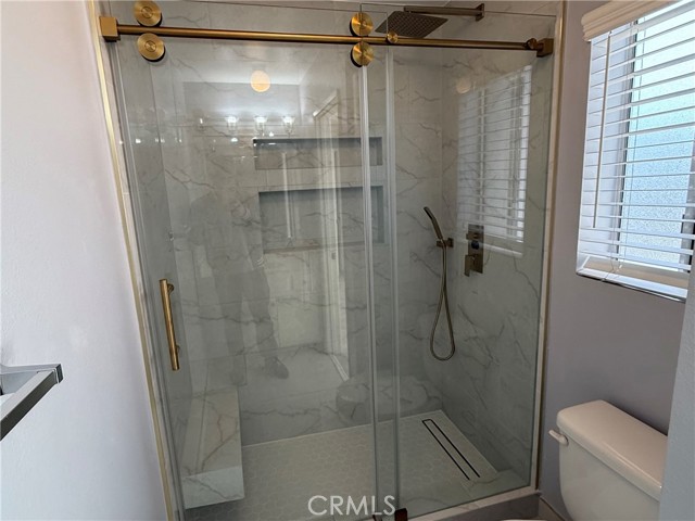 Detail Gallery Image 10 of 11 For 302 W Loraine St #5,  Glendale,  CA 91202 - 2 Beds | 2/1 Baths