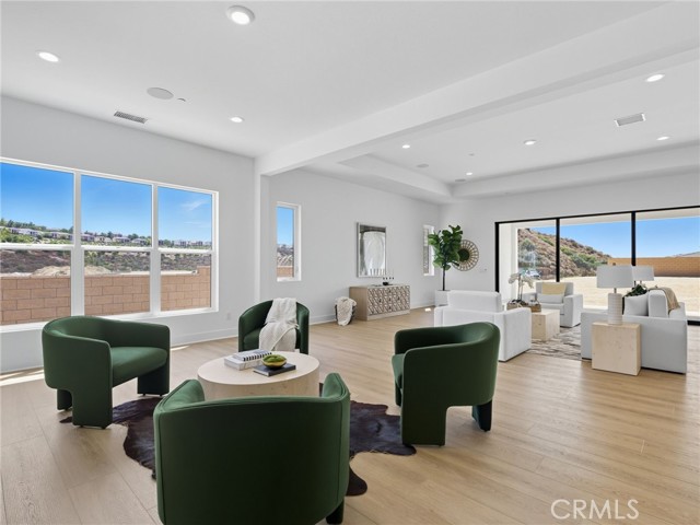 11853 Red Hawk Lane, Porter Ranch CA: https://media.crmls.org/medias/8d474c8b-ebbf-4672-88d6-dabd3f9f6088.jpg