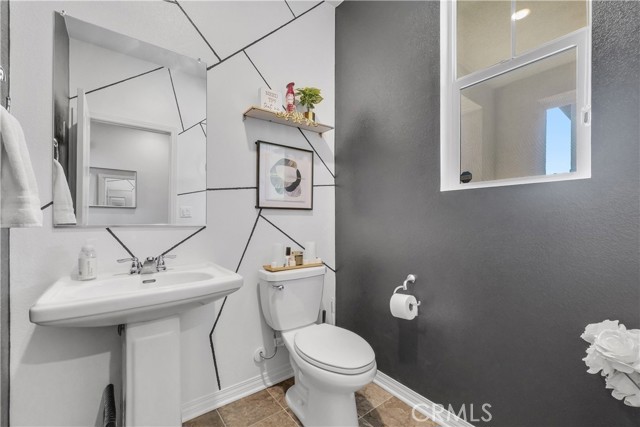 Detail Gallery Image 19 of 49 For 2493 Gunner Ridge Way, Rialto,  CA 92377 - 3 Beds | 2/1 Baths