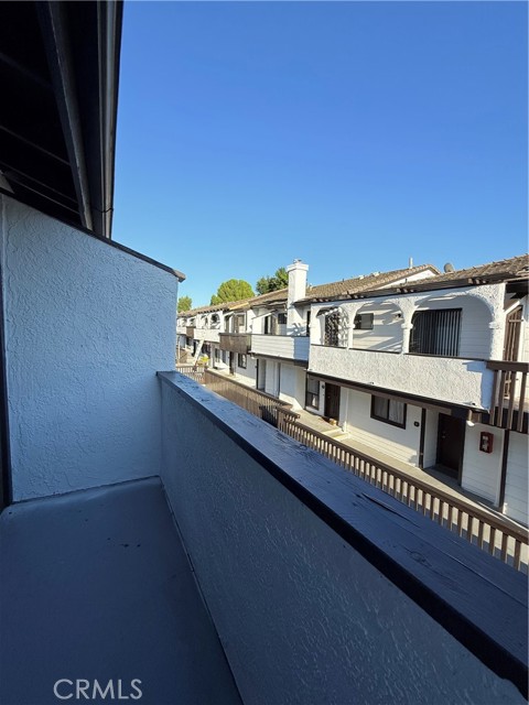 Detail Gallery Image 16 of 26 For 5250 Colodny Dr #19,  Agoura Hills,  CA 91301 - 2 Beds | 2/1 Baths