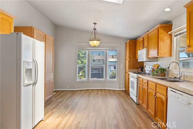 Detail Gallery Image 6 of 35 For 10983 Las Casitas, Atascadero,  CA 93422 - 3 Beds | 2 Baths