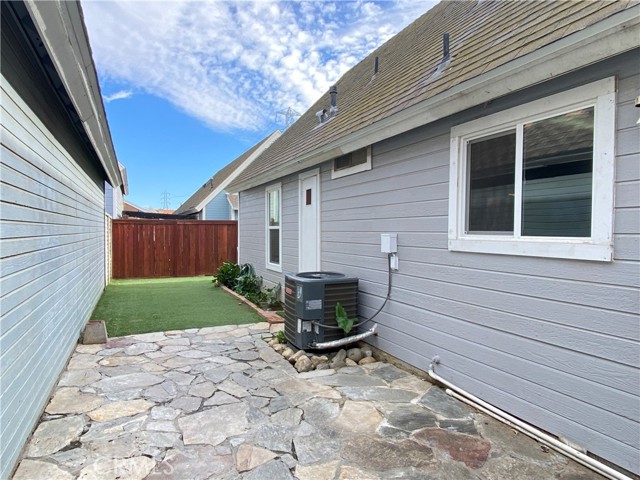 Detail Gallery Image 19 of 19 For 14515 Woodland Dr #15,  Fontana,  CA 92337 - 2 Beds | 1 Baths