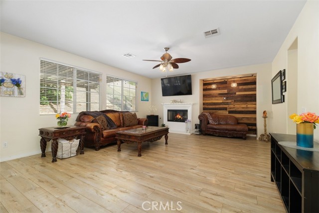 34787 Grotto Hills Drive, Winchester CA: https://media.crmls.org/medias/8d4b5216-5c6a-410f-955e-5cb874f3dbe7.jpg