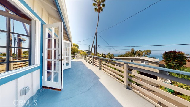 Detail Gallery Image 6 of 23 For 31955 10th Ave, Laguna Beach,  CA 92651 - 3 Beds | 2 Baths